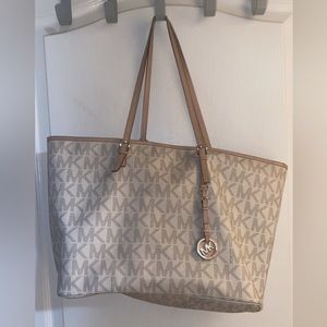 Michael Kors tote bag